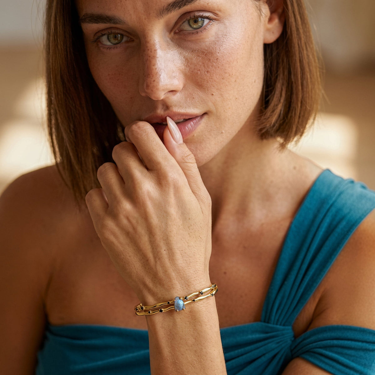 Labradorite Cuff - Flow