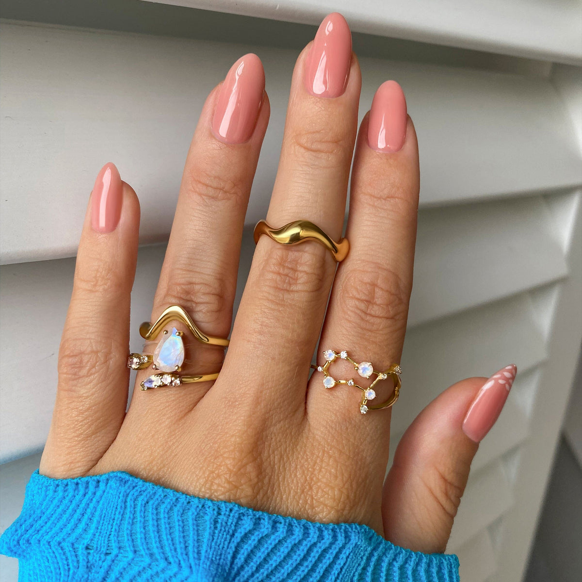 Moonstone Ring Floating - Sway