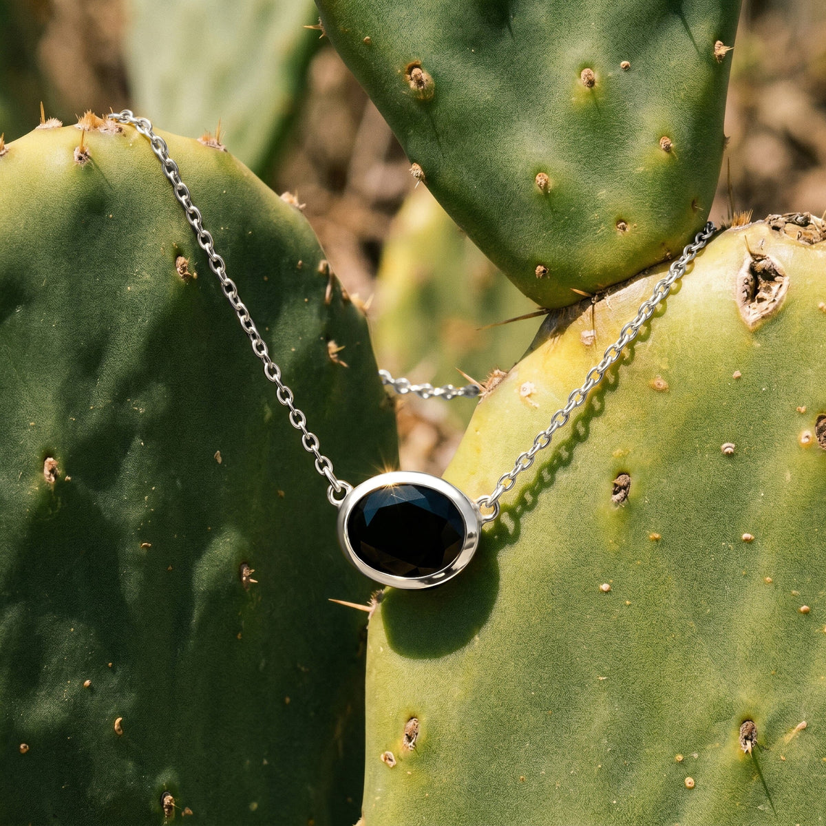 Black Obsidian Necklace - Skin-Touch