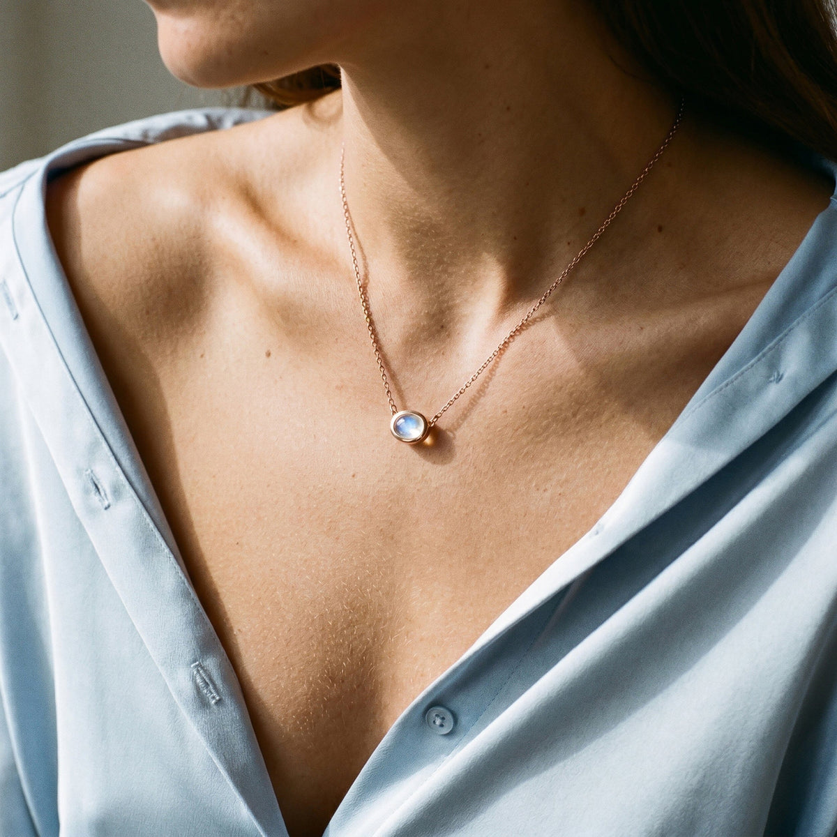 Moonstone Necklace - Skin-Touch