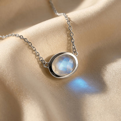 Moonstone Necklace - Skin-Touch
