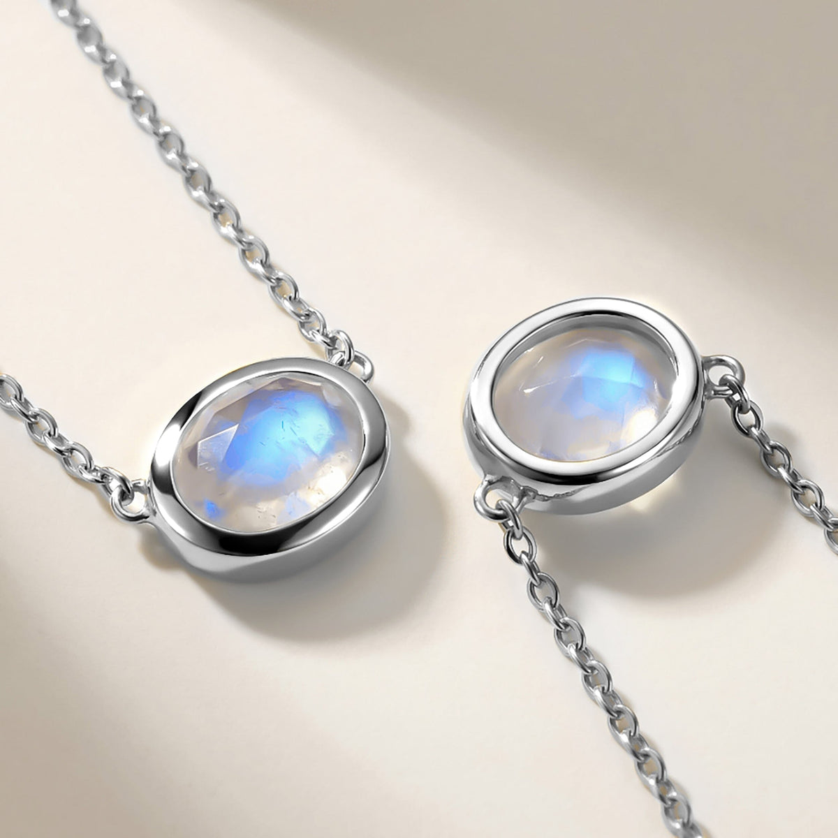 Moonstone Necklace - Skin-Touch